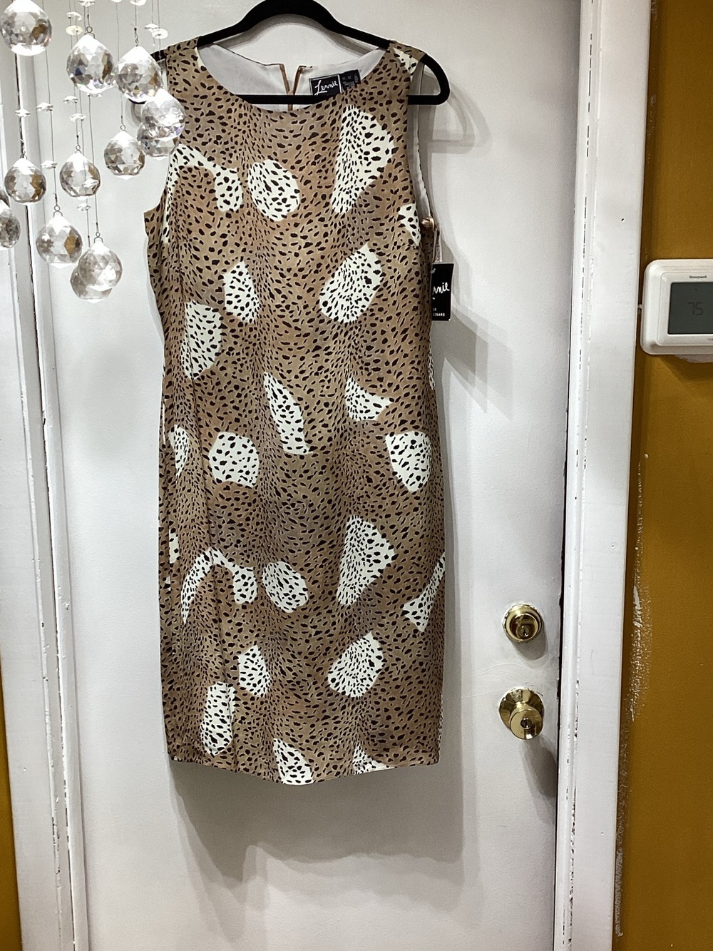 Sleeveless Tan & White Printed Sheath Dress